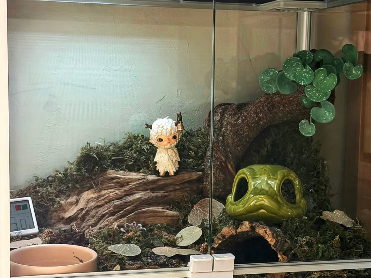 SNEKLET Hognose Ceramic Hideout: A Face You'll Recognize